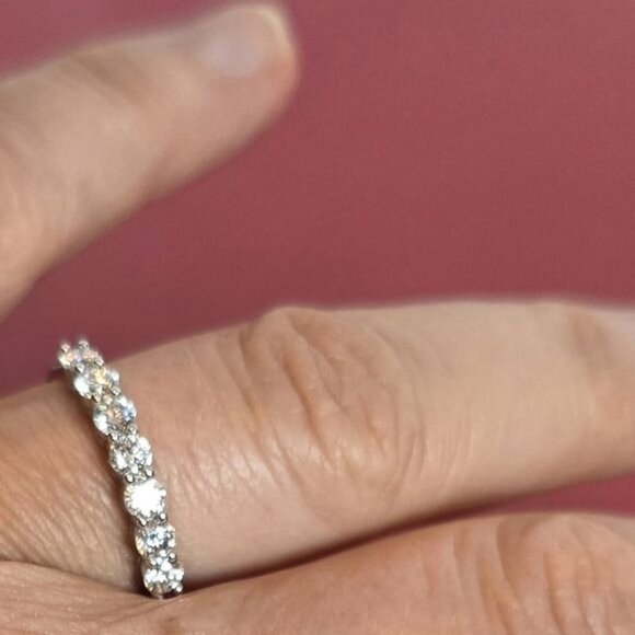 GH Color 7 Stone 3mm Moissanite 925 Sterling Silver Ring Sz 7.5 - Picture 5 of 6